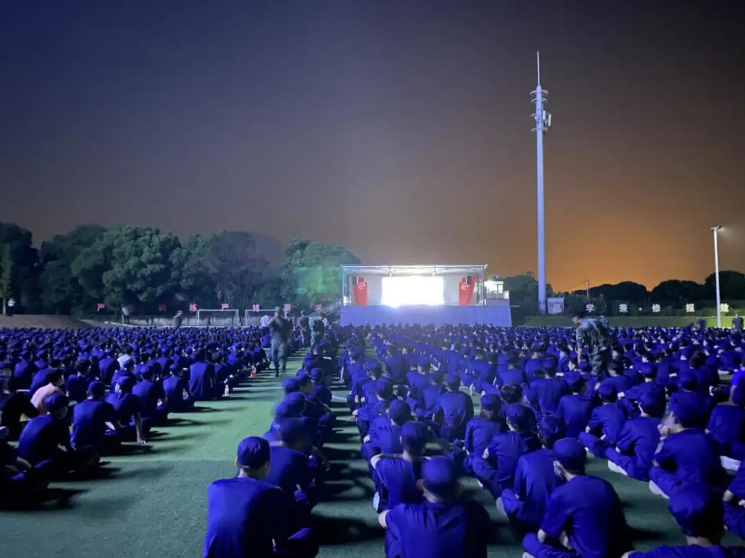 南昌向远轨道技术学校开展纪念抗战胜利76周年主题教育活动