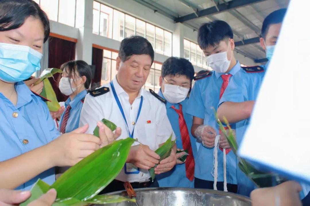 南昌向远轨道技术学校开展端午节系列活动