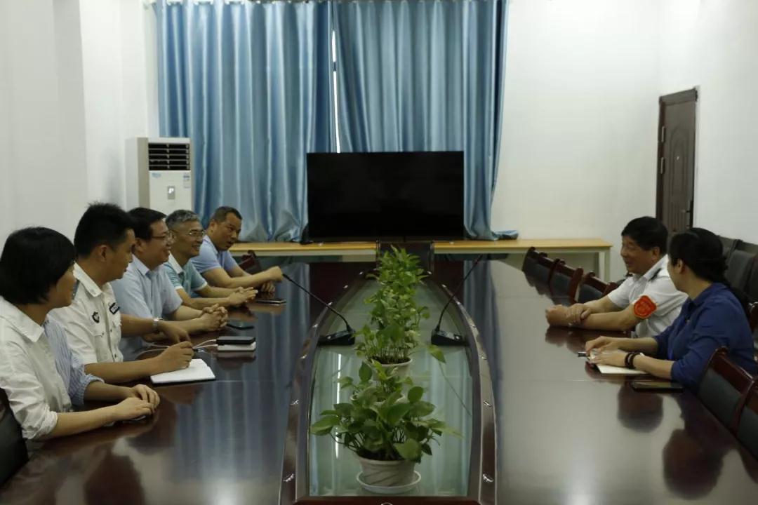 江西司法警察职业技术学院第五党支部参观南昌轨道学校党史馆共同深化党史学习教育