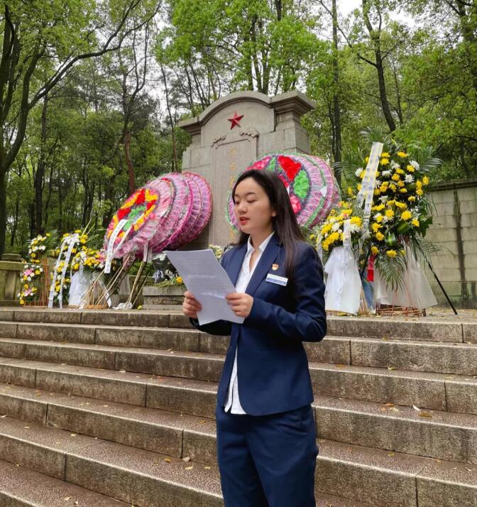 学习党史，致敬英雄--南昌向远轨道学校开展清明节祭扫主题团日活动