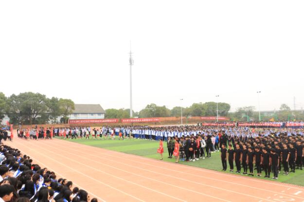 南昌向远轨道技术学校第九届南昌地区中等职业院校学生篮球联赛圆满成功