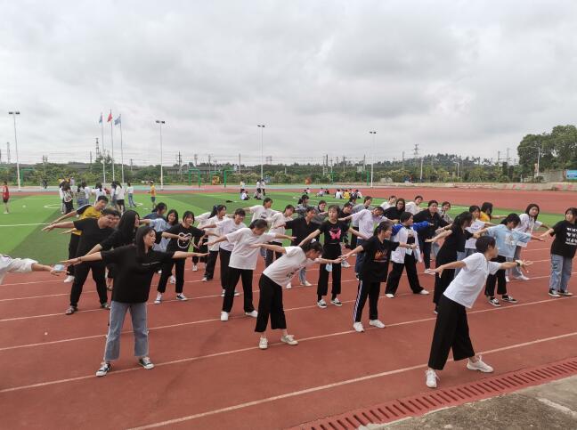 南昌铁路学校展体育课堂风采，共教研促成长