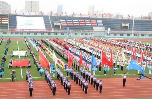 南昌向远铁路学校师生代表队参加2019年南昌市第七届校园体育节