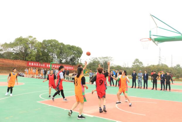南昌向远轨道技术学校第九届南昌地区中等职业院校学生篮球联赛圆满成功