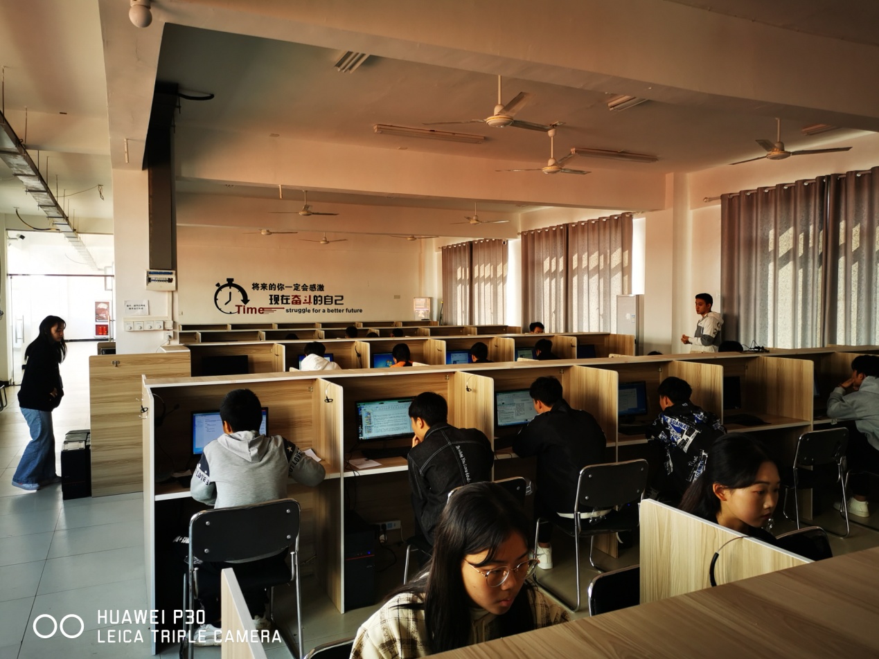 南昌向远铁路技术学校组织2019级学生参加全国计算机应用水平（NIT）考试