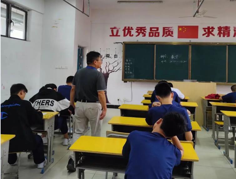 新学期，新气象---记南昌向远轨道技术学校开学第一天