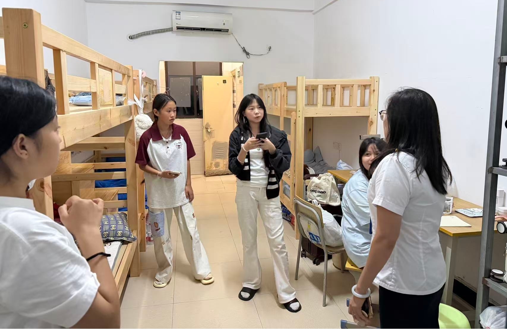 南昌向远轨道技术学校2026级新生迎新工作圆满完成