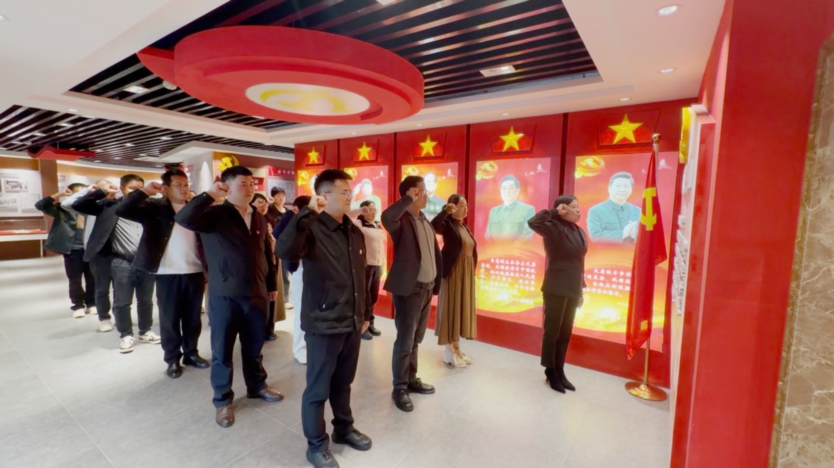 南昌向远轨道技术学校党支部召开2025年度组织生活会暨民主评议党员大会