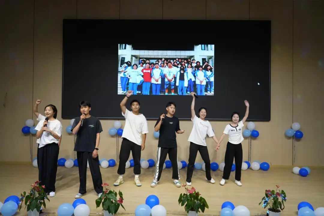 南昌向远轨道技术学校首届教职工唱歌大赛圆满落幕