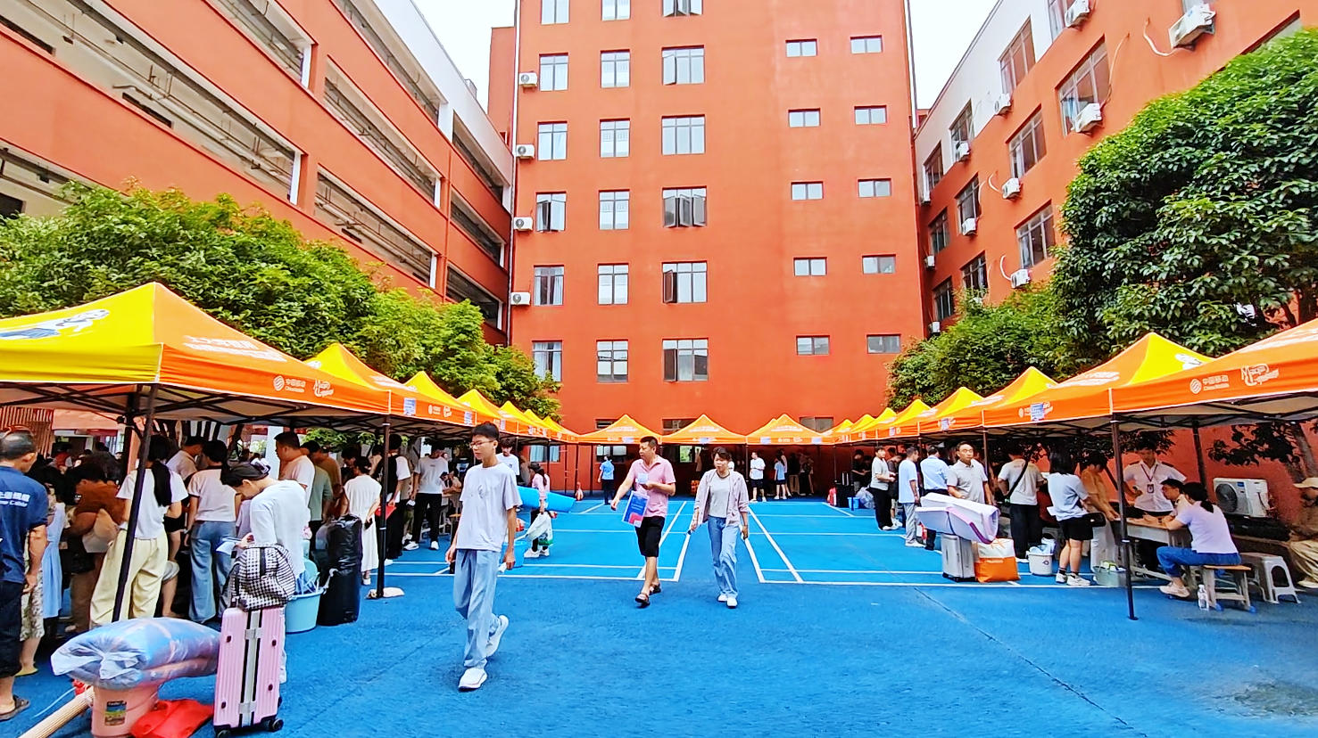 南昌向远轨道技术学校2026级新生迎新工作圆满完成