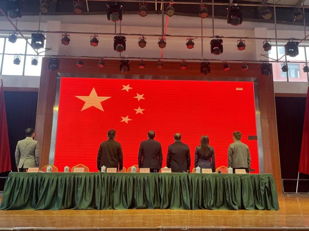 南昌向远轨道技术学校新团员入团宣誓仪式
