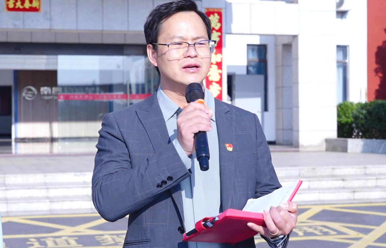 南昌向远轨道技术学校&ldquo;行走的思政课&mdash;&mdash;我的八一行&rdquo;红色研学活动