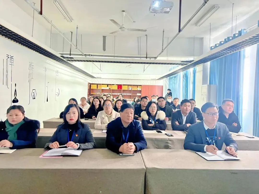 南昌向远轨道技术学校举行“3·23”警示教育活动