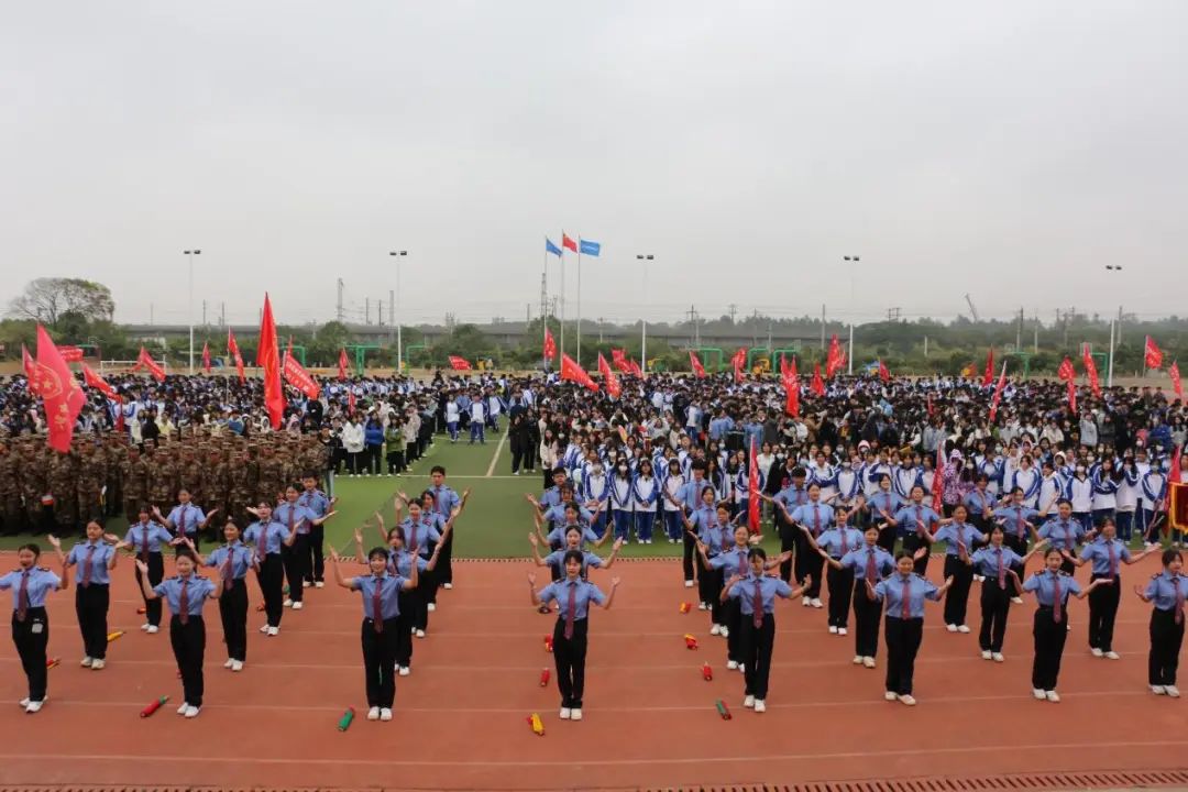 南昌向远轨道技术学校第十五届运动会圆满闭幕